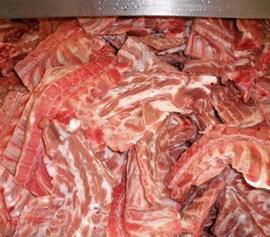 Buy-Quality-Grade-A-Frozen-Pork-Neck-Bones-300x263-1